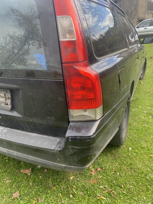 Volvo V70 2006г 2.4 140кс