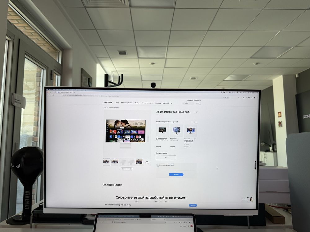 Samsung смарт монитор M8 ls32dm801uixci