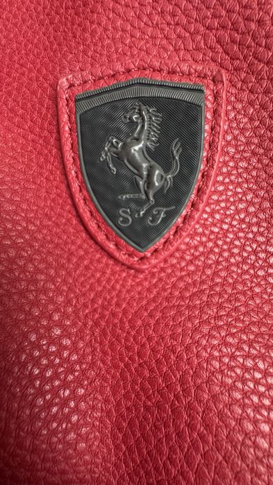 Scuderia Ferrari нова. Оригинална