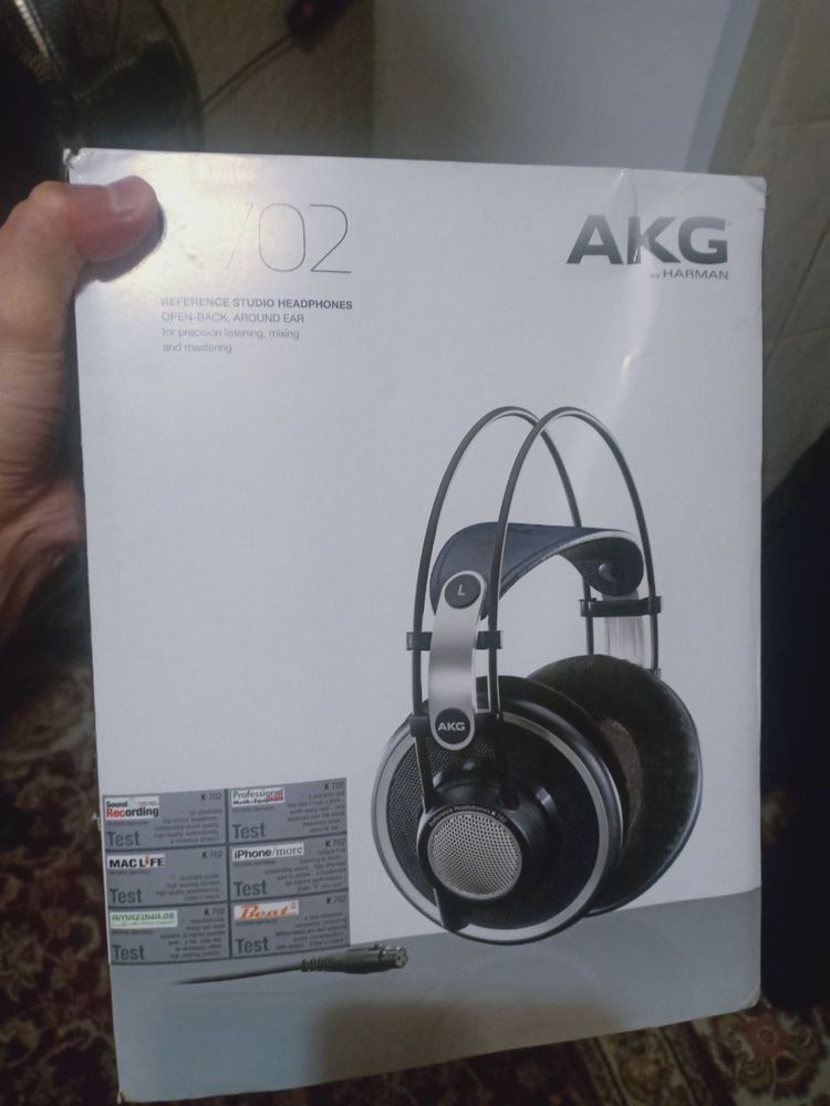 Наушники AKG K702