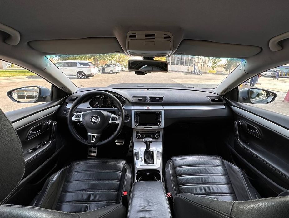 Срочно Фольксваген СС в отличном состоянии