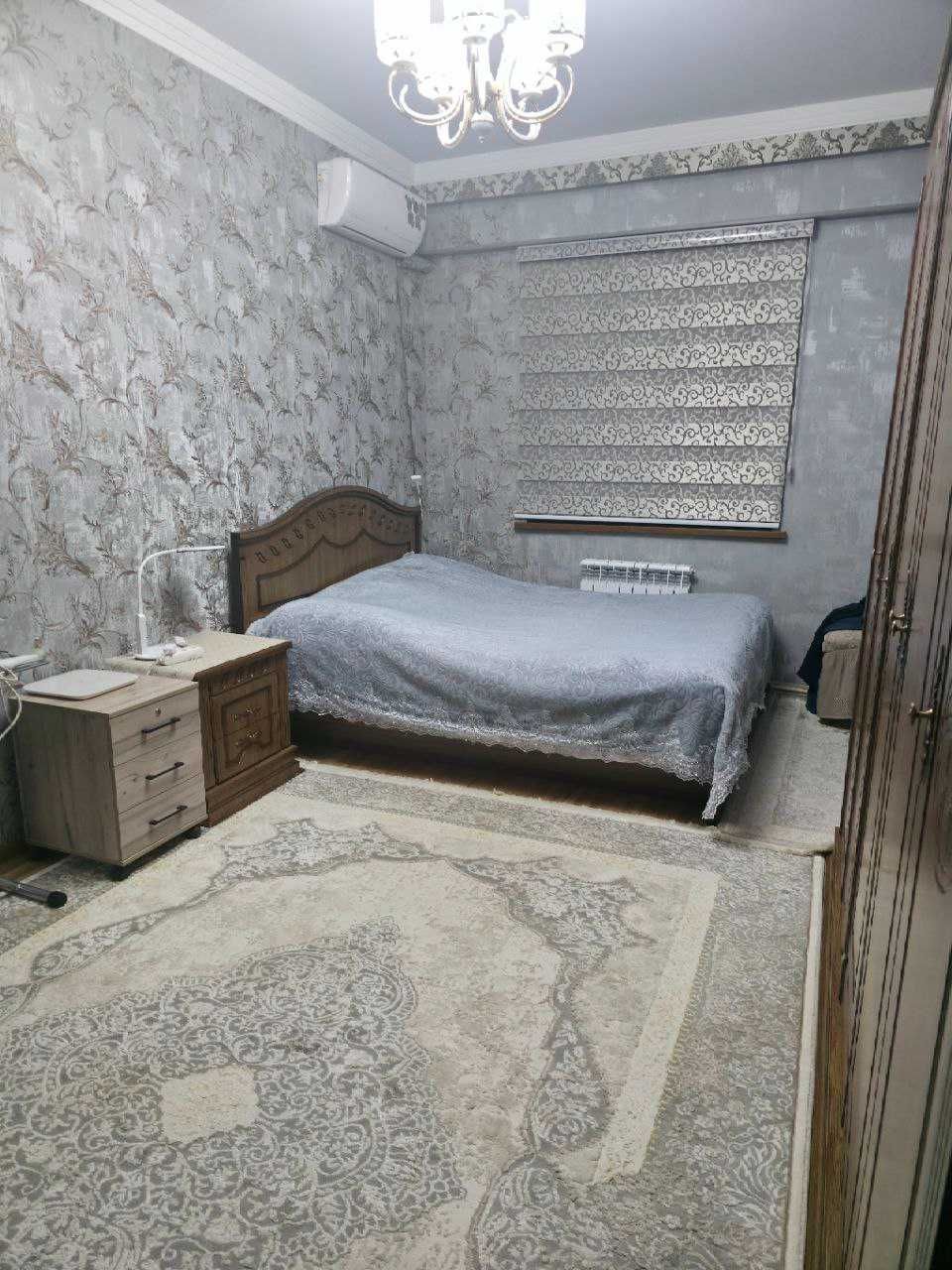 Дом в Нурафшоне перекресток Сагбон  (ориентир Probox) 130м², 4 комнаты