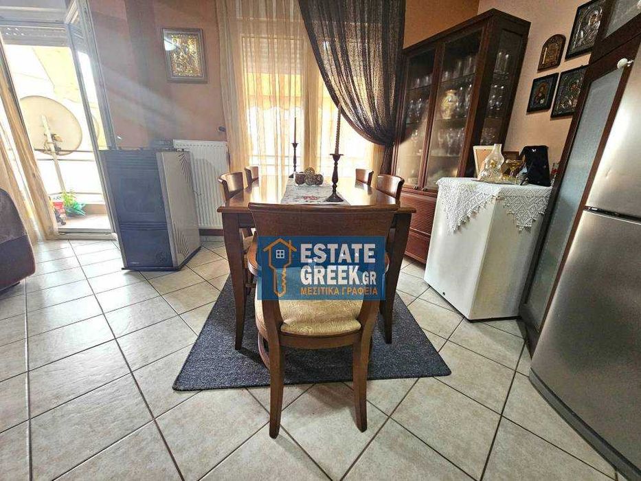 Продава се Четиристаен апартамент в Пловдив, Филипово - 95 кв.м за 779 €/кв.м - Снимка #4