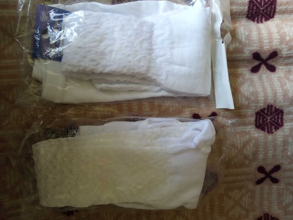 Продам колготки для девочки