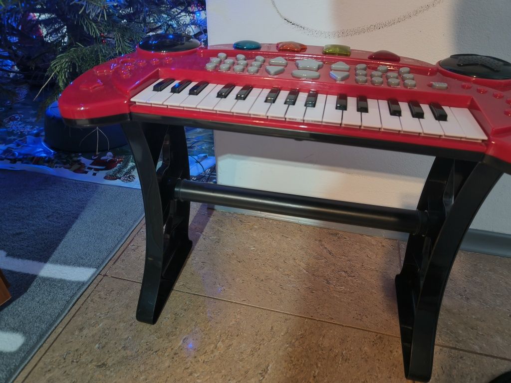 Vând orga copii de jucarie