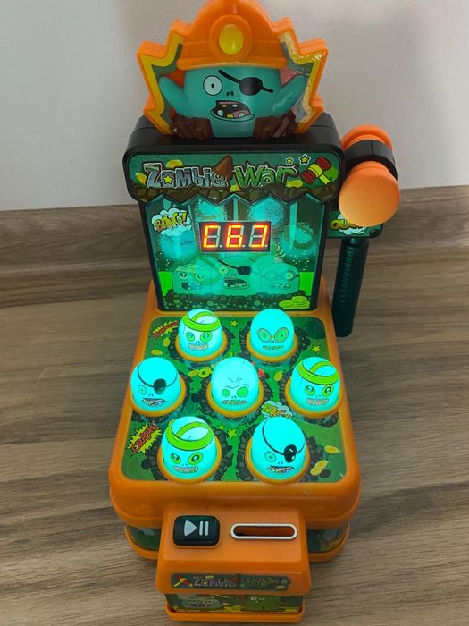 Arcade Hit Zombie Zombie War