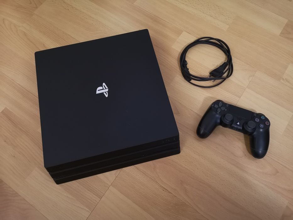 PlayStation 4 de vanzare