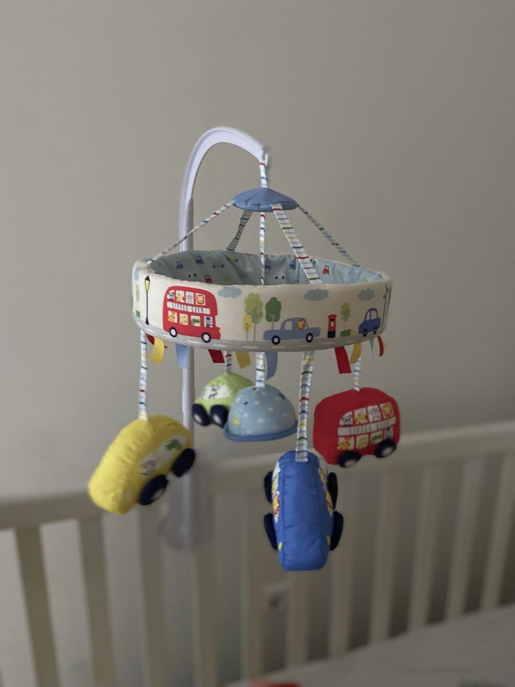 играчка за бебешка кошара