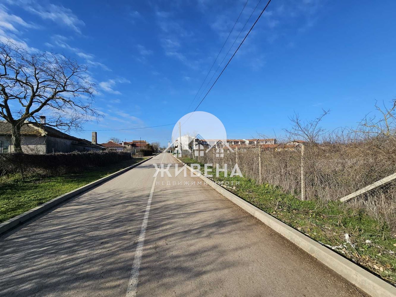 Парцел в с.Божурец, обл. Добрич, площ 3498 кв.м