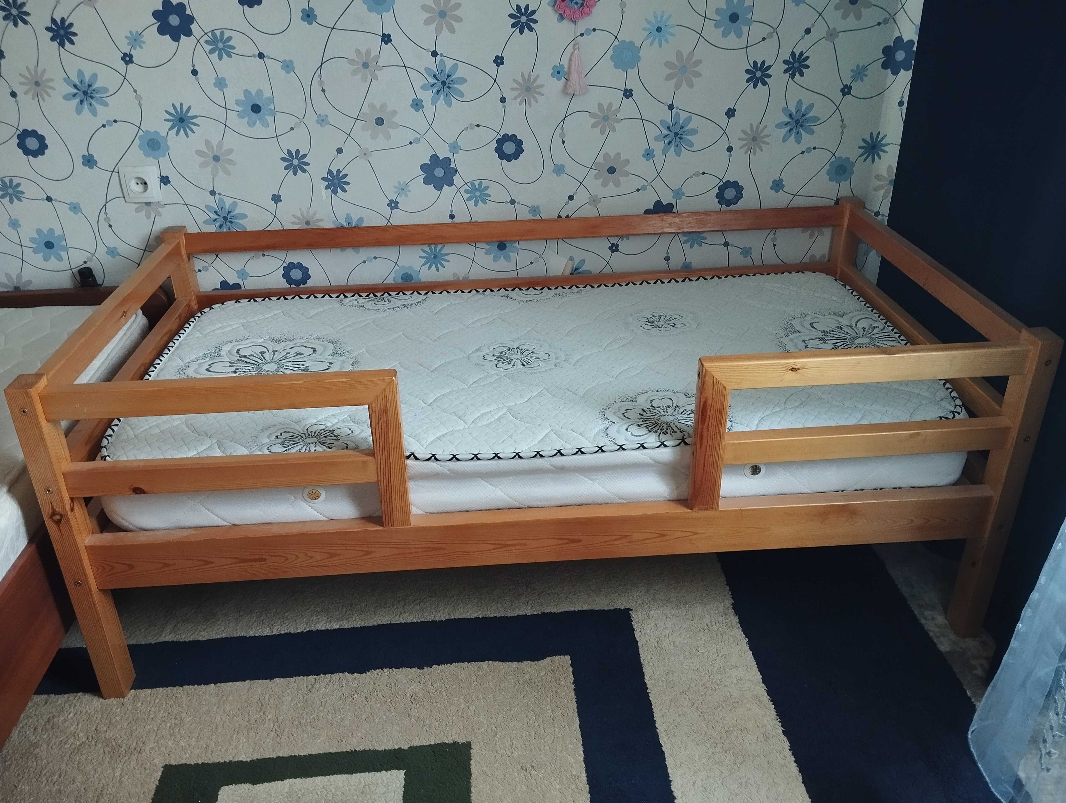 Кровать  детская