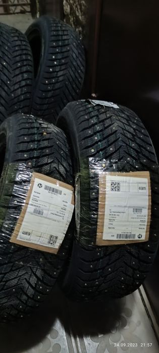 Продам отличный зимний шины