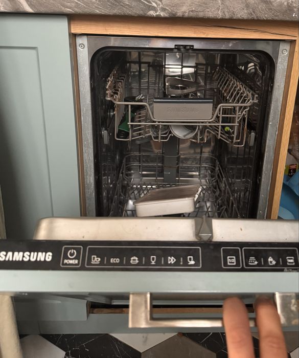 Посудомоечная машина самсунг. (Необходим ремонт или на запчасти)