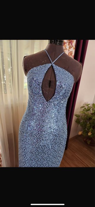 Rochie lunga din material cu perlute si paiete Marime S-M