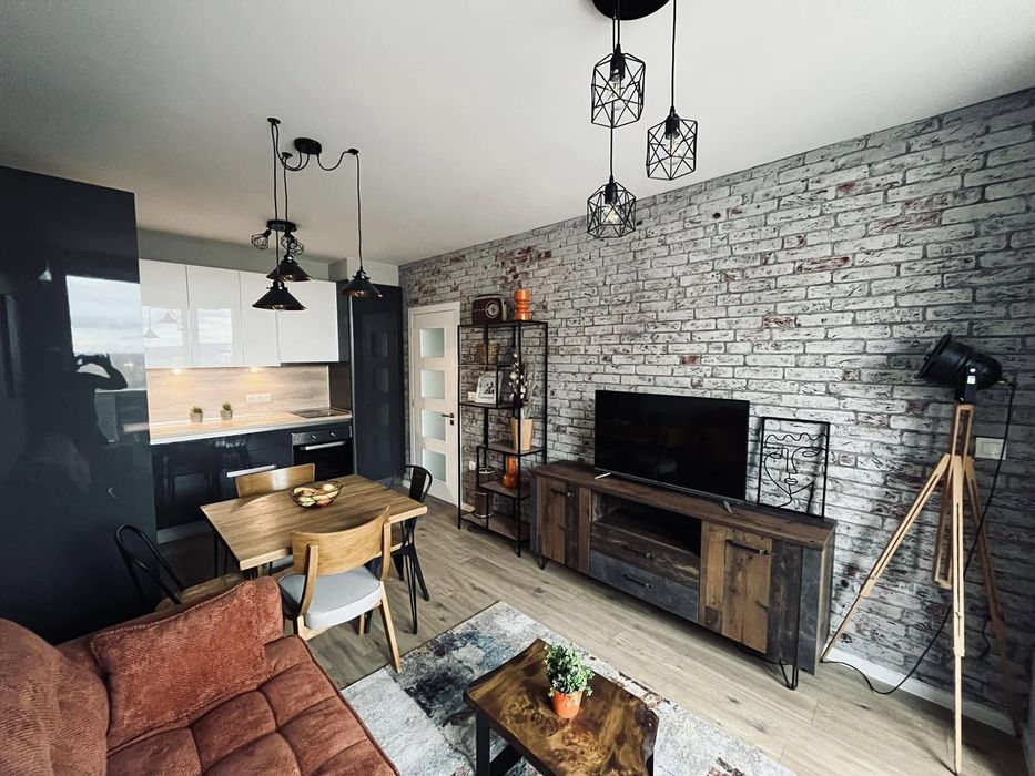 Дава се под наем Двустаен апартамент в Варна, Възраждане 1 - 60 кв.м за 475 € - Снимка #1