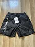 Moncler Sorti de apa calitate foarte mare