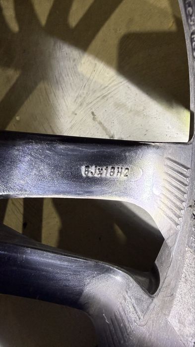 Продавам джанти MAK  + зимни гуми Falken 225/40