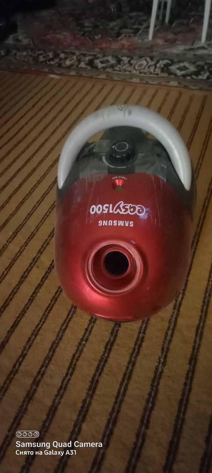 Продаю  не рабочий пылесос