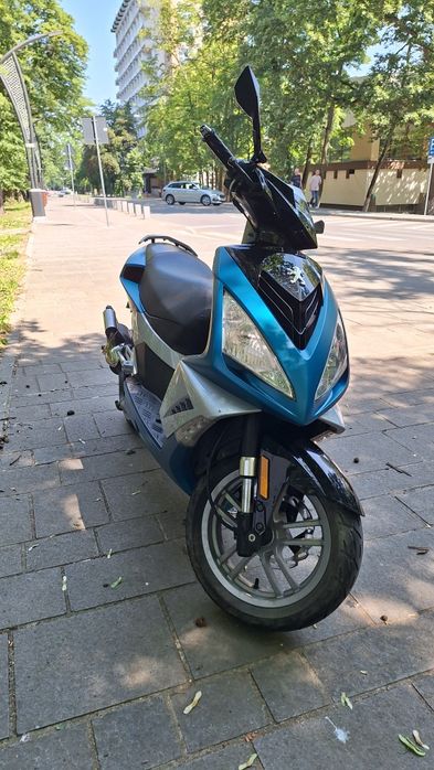 Scuter peugeot speedfight 3. 2T .49cc
