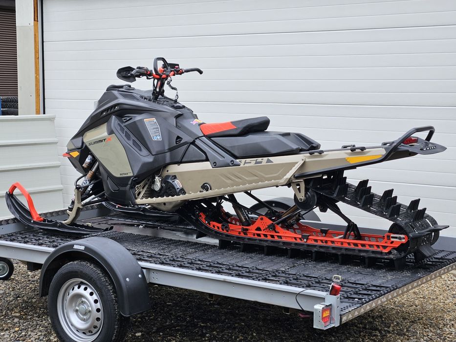 Snowmobil Ski Doo Summit X 850 turbo 2022