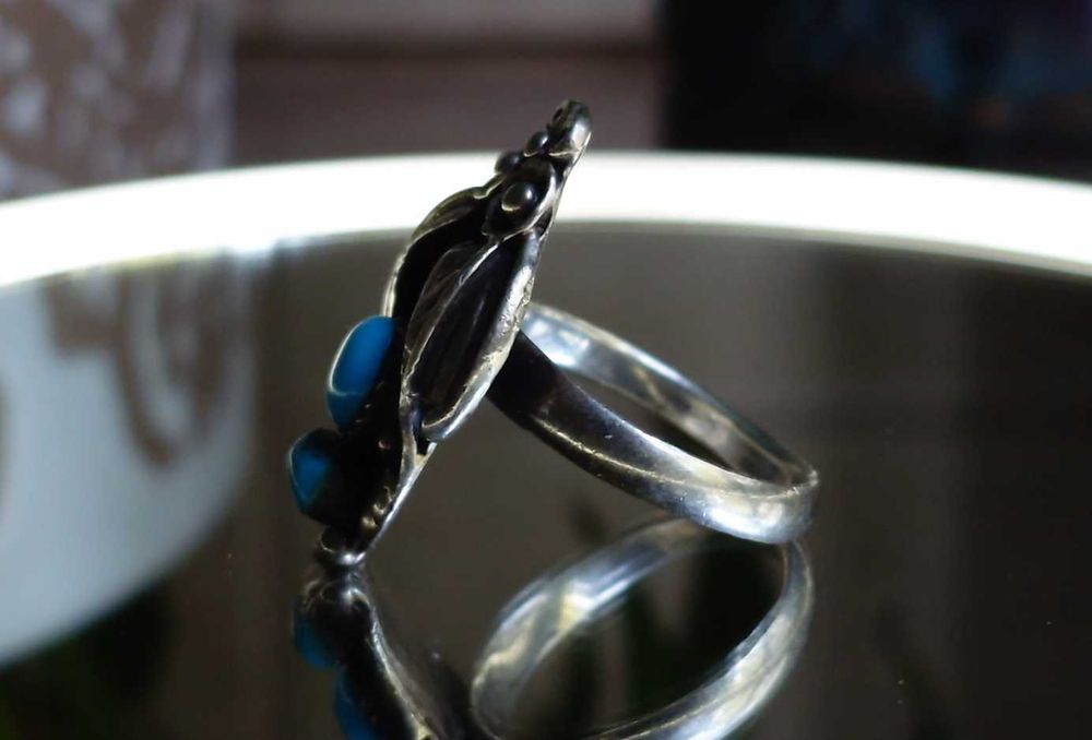 Inel argint cu turcoaz natural – model floral mexican , posibil Navajo