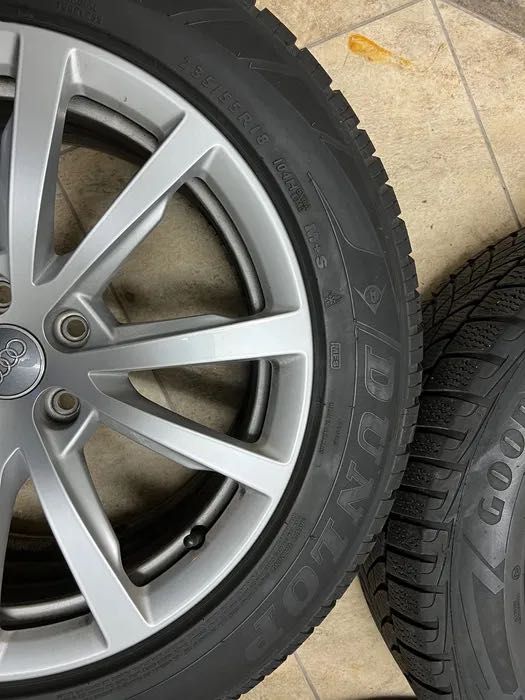 Ауди А8 Зимни гуми с джанти Dunlop 235/55R18  104H