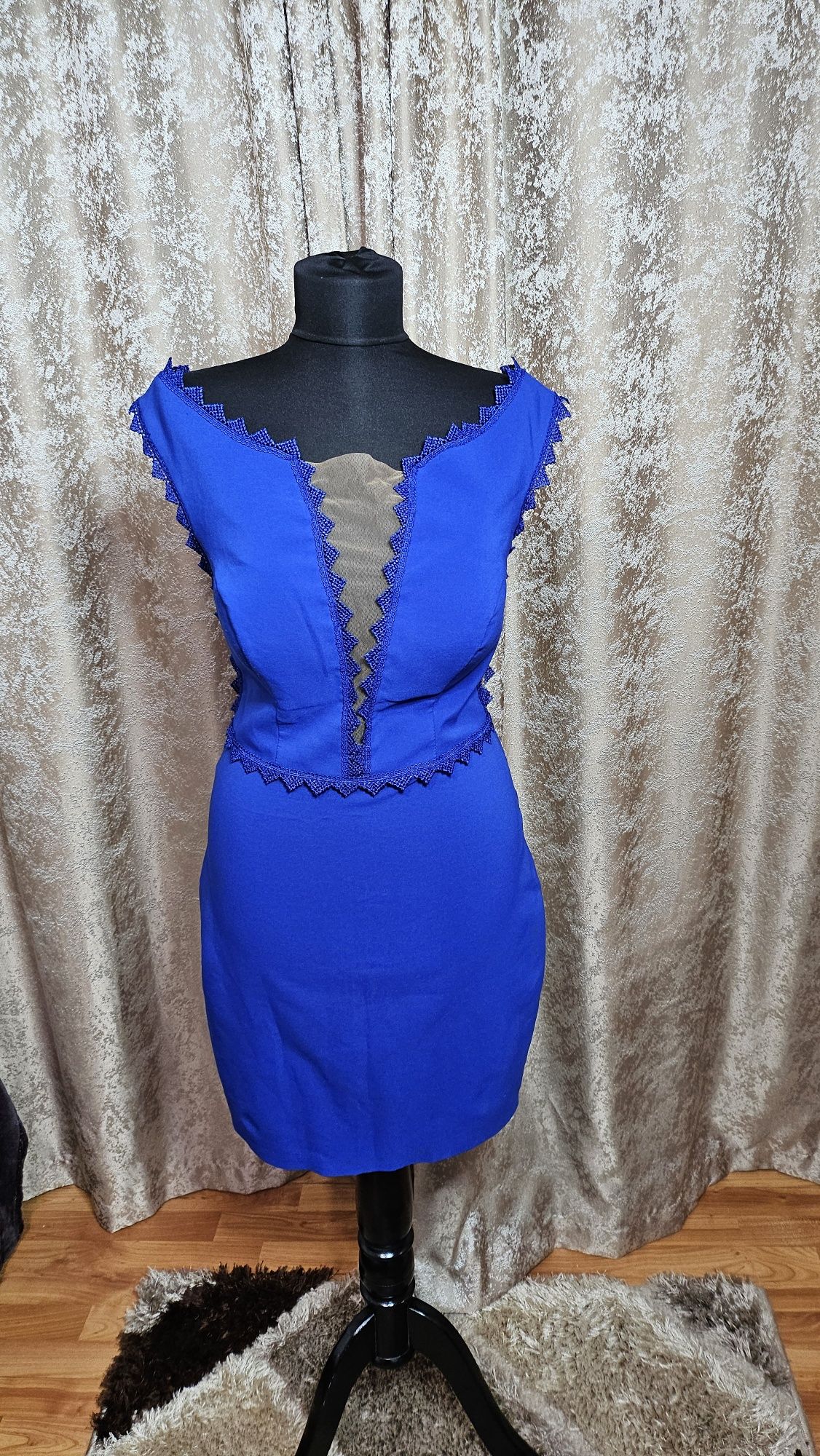 Rochie albastra purtata o singura data