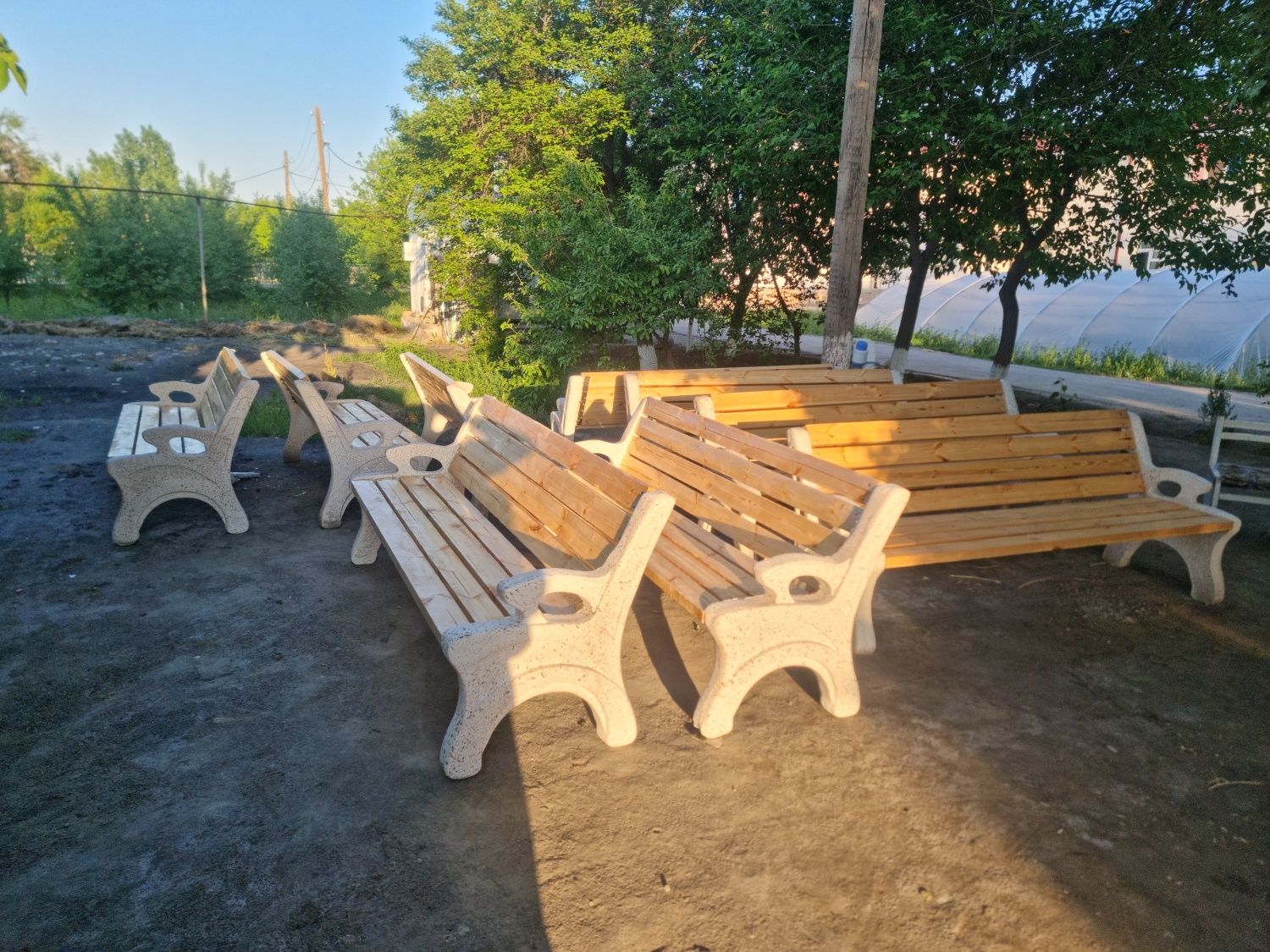 Скаменка , урна , гултувак