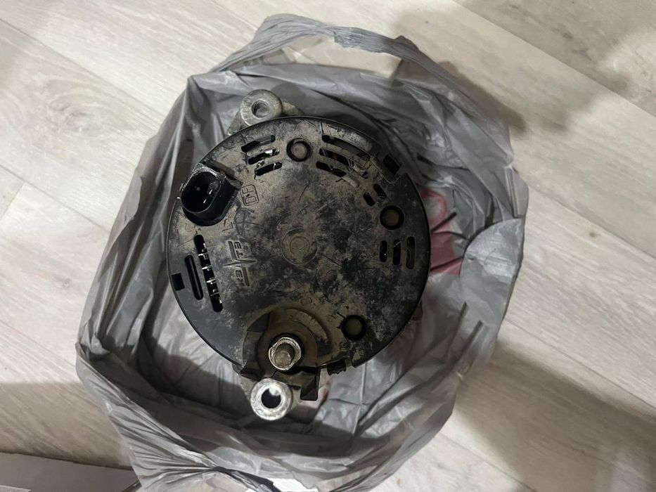 Генератор на Lada Granta