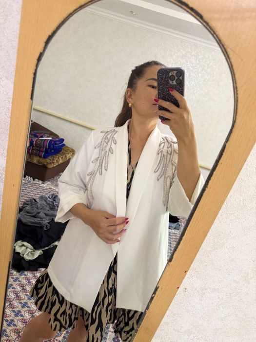 Пиджак , кажекей , көйлектер 10000 тг ден басталады