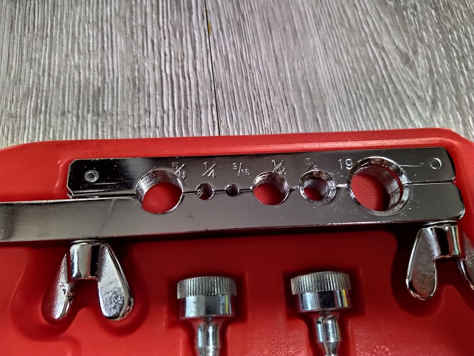 Trusa pt bercuit 7 Piese largit, taiat tevi/ conducte frana