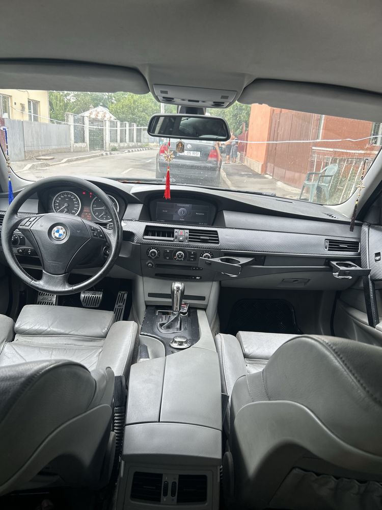 Bmw e60 530d cand sau schimb cu o duba de persoane 8+1