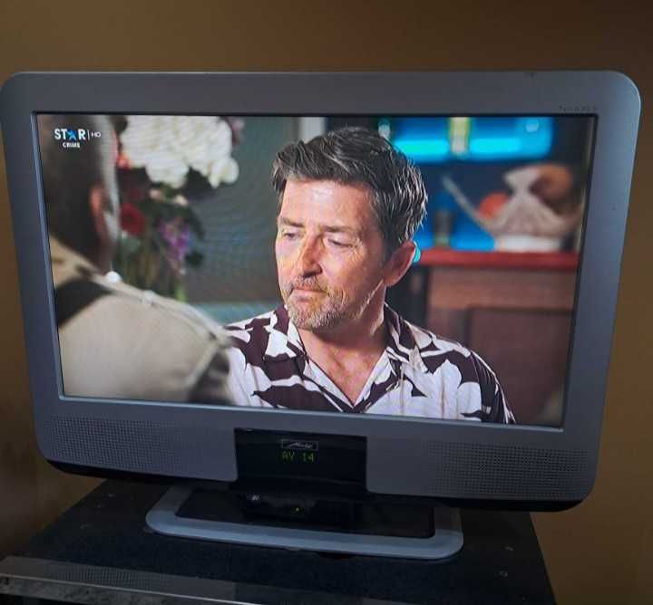 Телевизор METZ 32 "