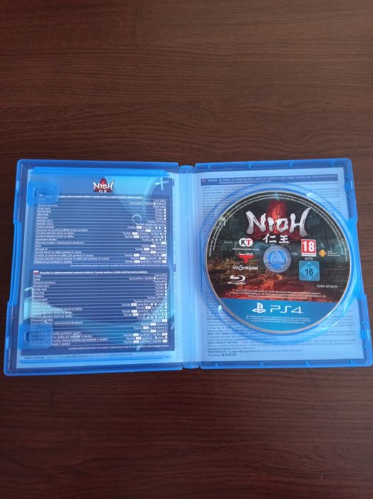 Игри PS4  The Witcher 3 и Nioh