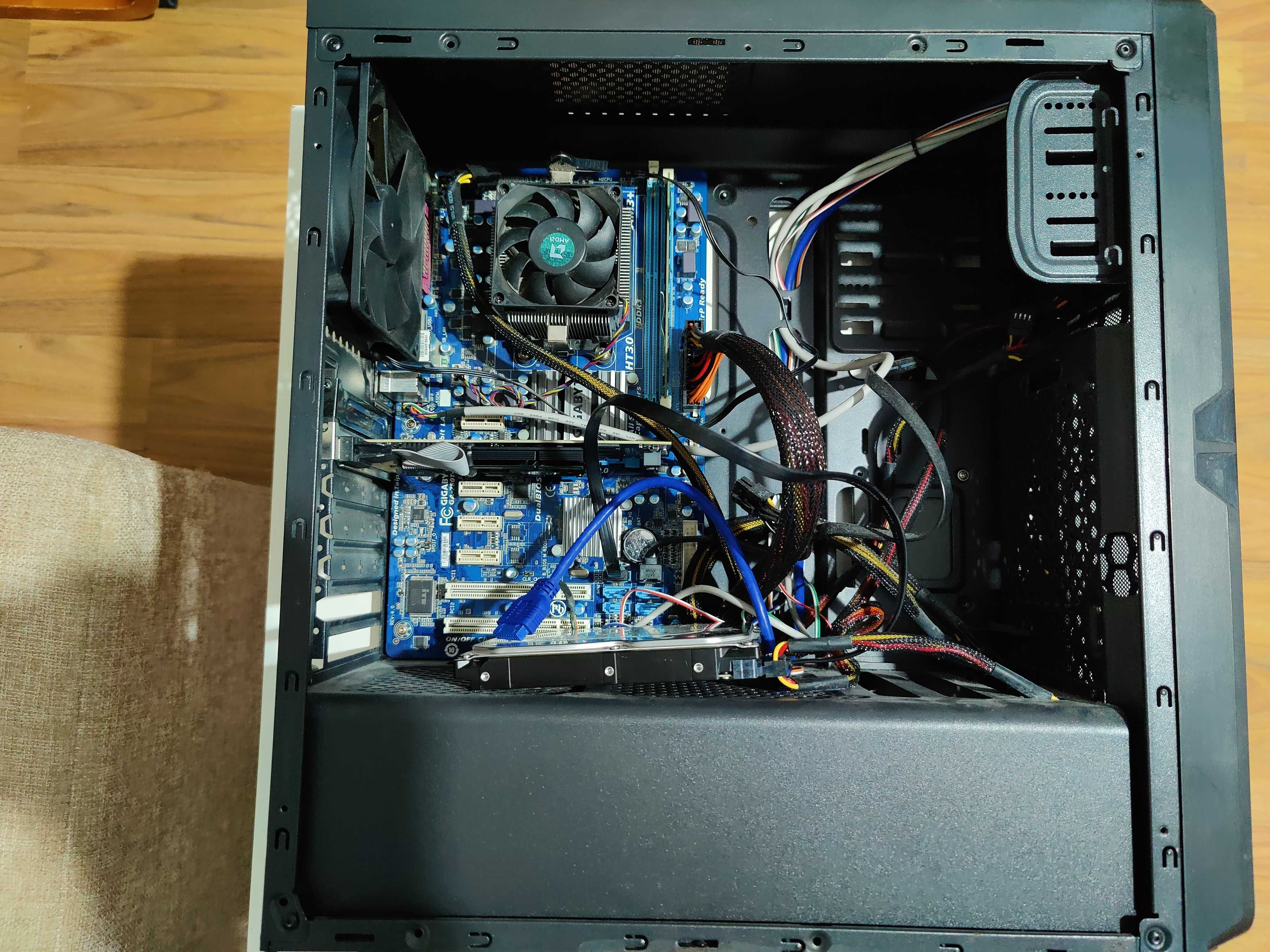 Unitate centrala, AMD FX 4100, 4Gb DDR3, SSD, GTX 210