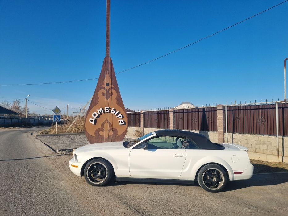 Форд мустанг  кабриолет 2007 г.в.