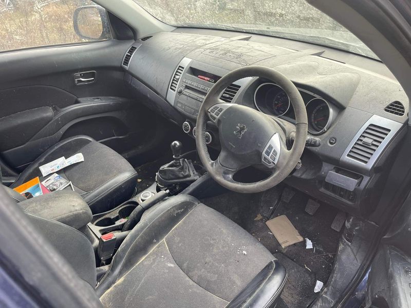 Peugeot 4007 2.2HDI 156кс НА ЧАСТИ