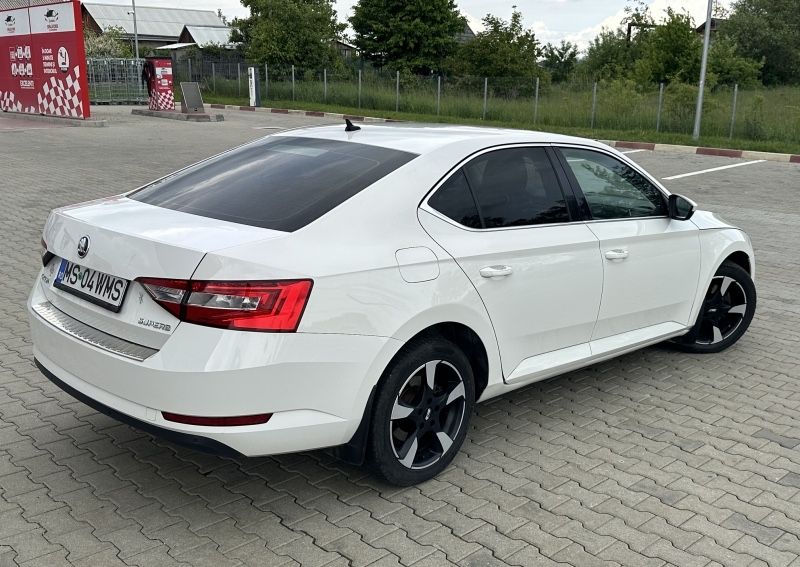 Skoda Superb 2,0 tdi 2017  accept variante !