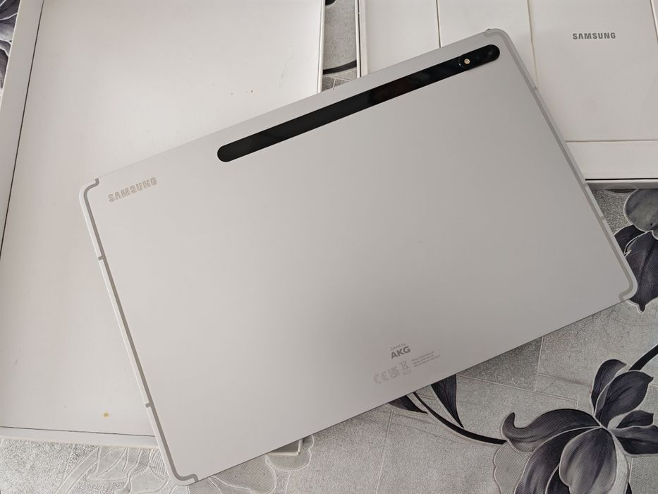 Samaung galaxy tab s8 plus 5g