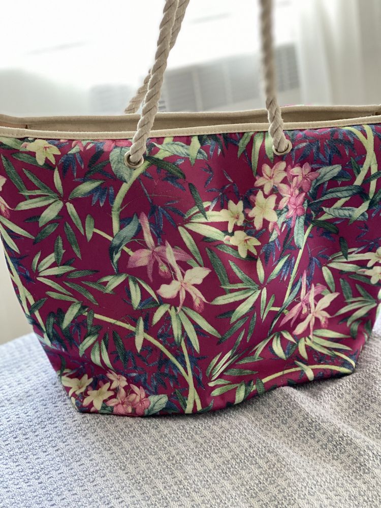 Плажна чанта флорален принт Jenny Fairy, като нова!