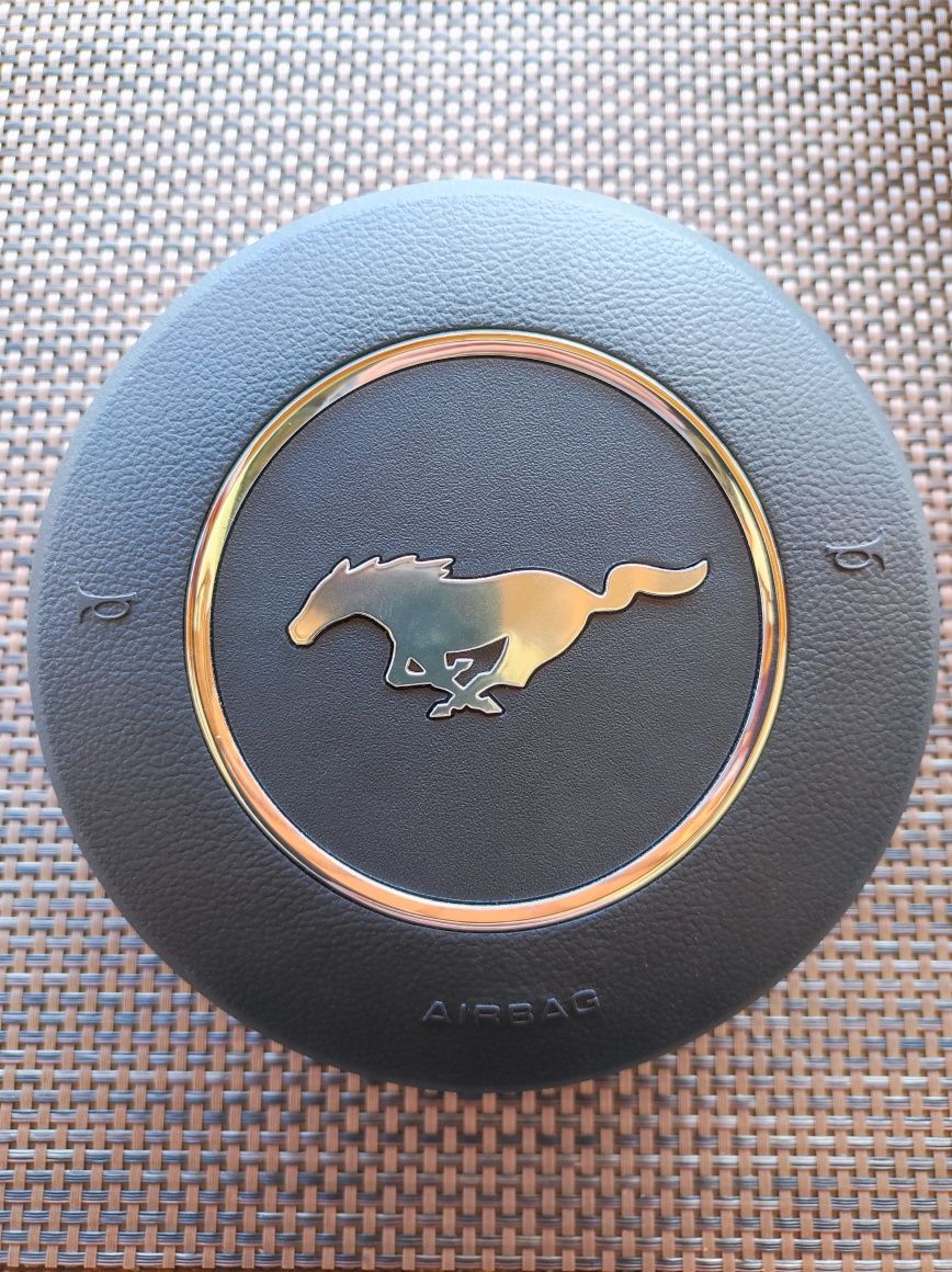 Airbag Ford Mustang и други Части