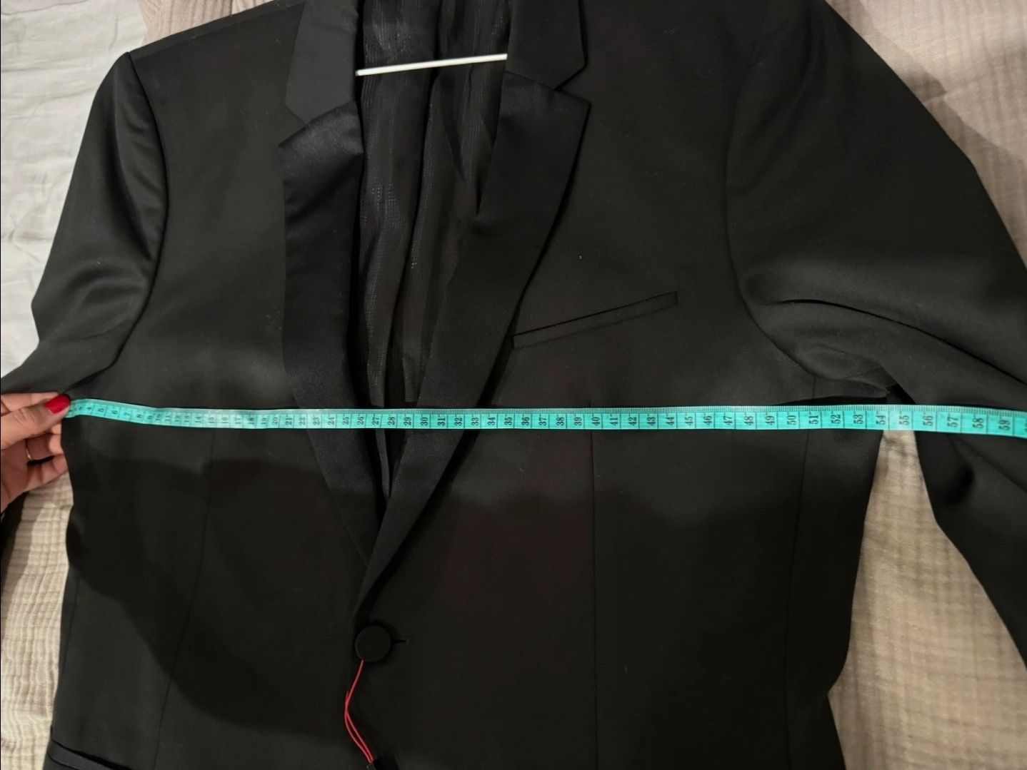 Sacou Hugo Boss Original,Nou cu eticheta,marime 52,L/XL,Negru!Id.Nunta