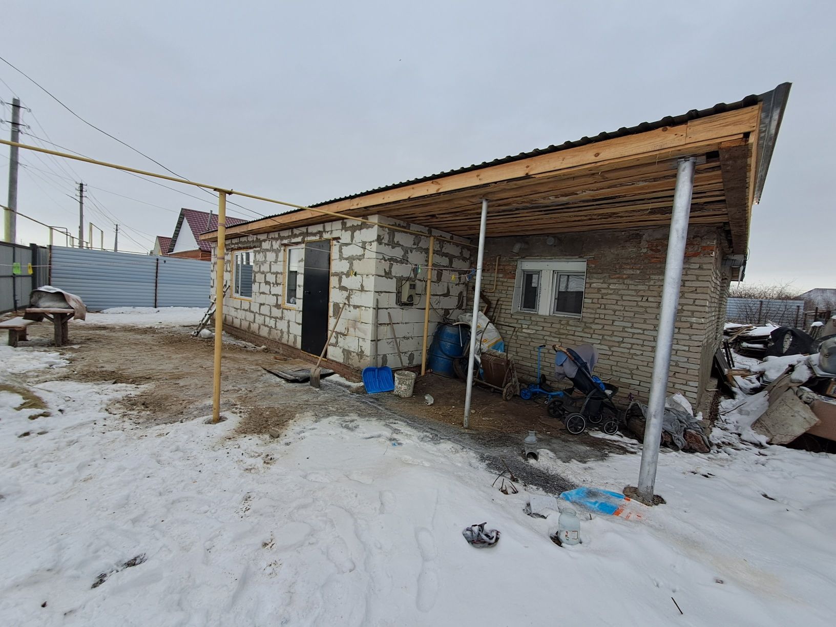 Продается  жилой отдельно стоящий дом в мкр. Северо- Западный