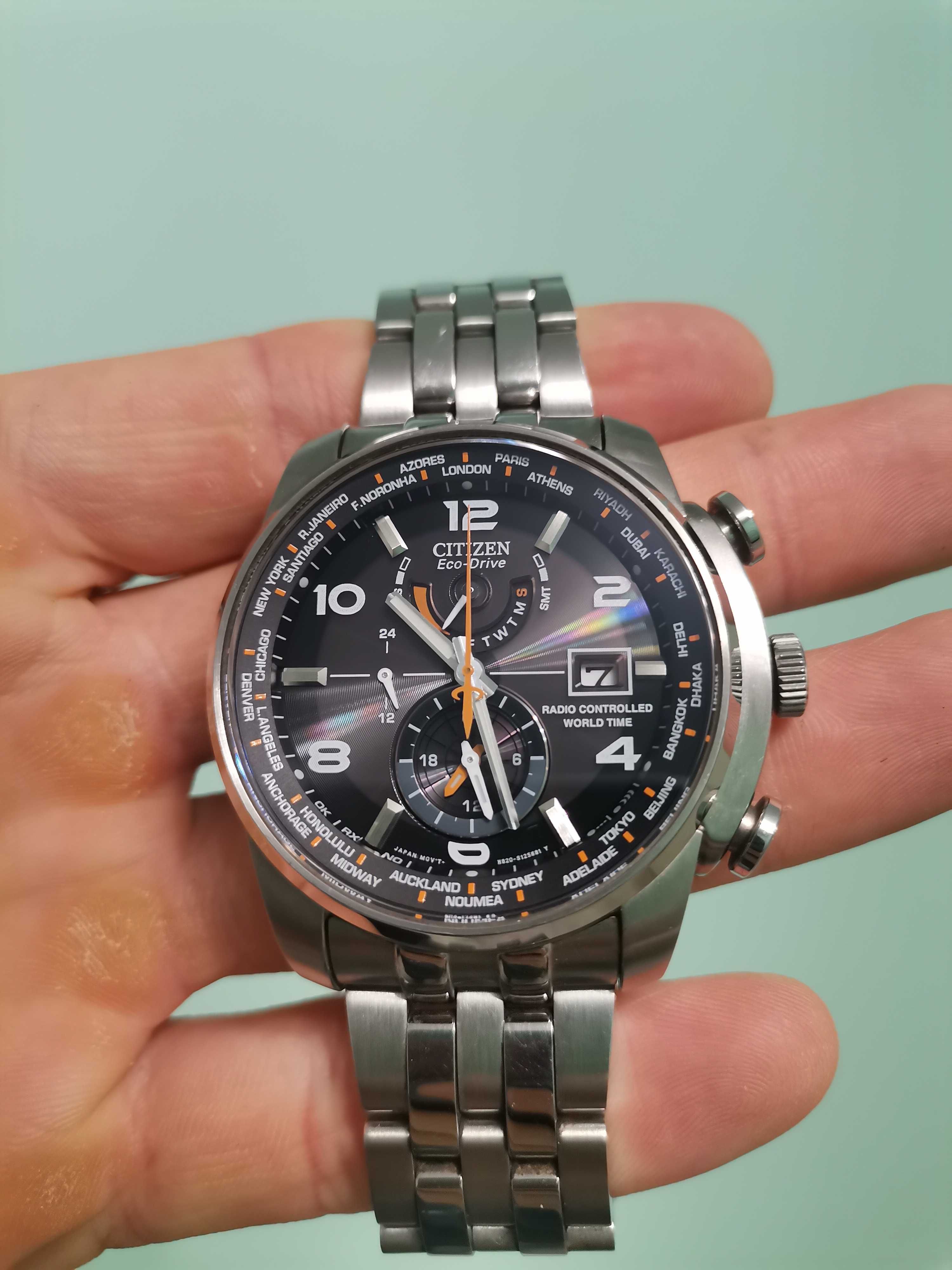 Часовник CITIZEN ECO drive