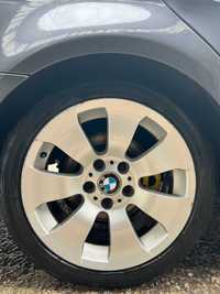 JANTE BMW 17" Originale cu cauciucuri de iarna DEBICA de pe un BMW e90