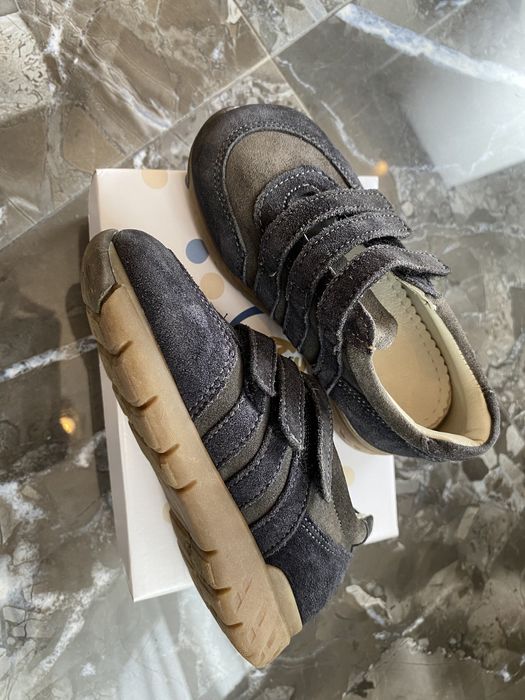 Adidași din piele pentru copii