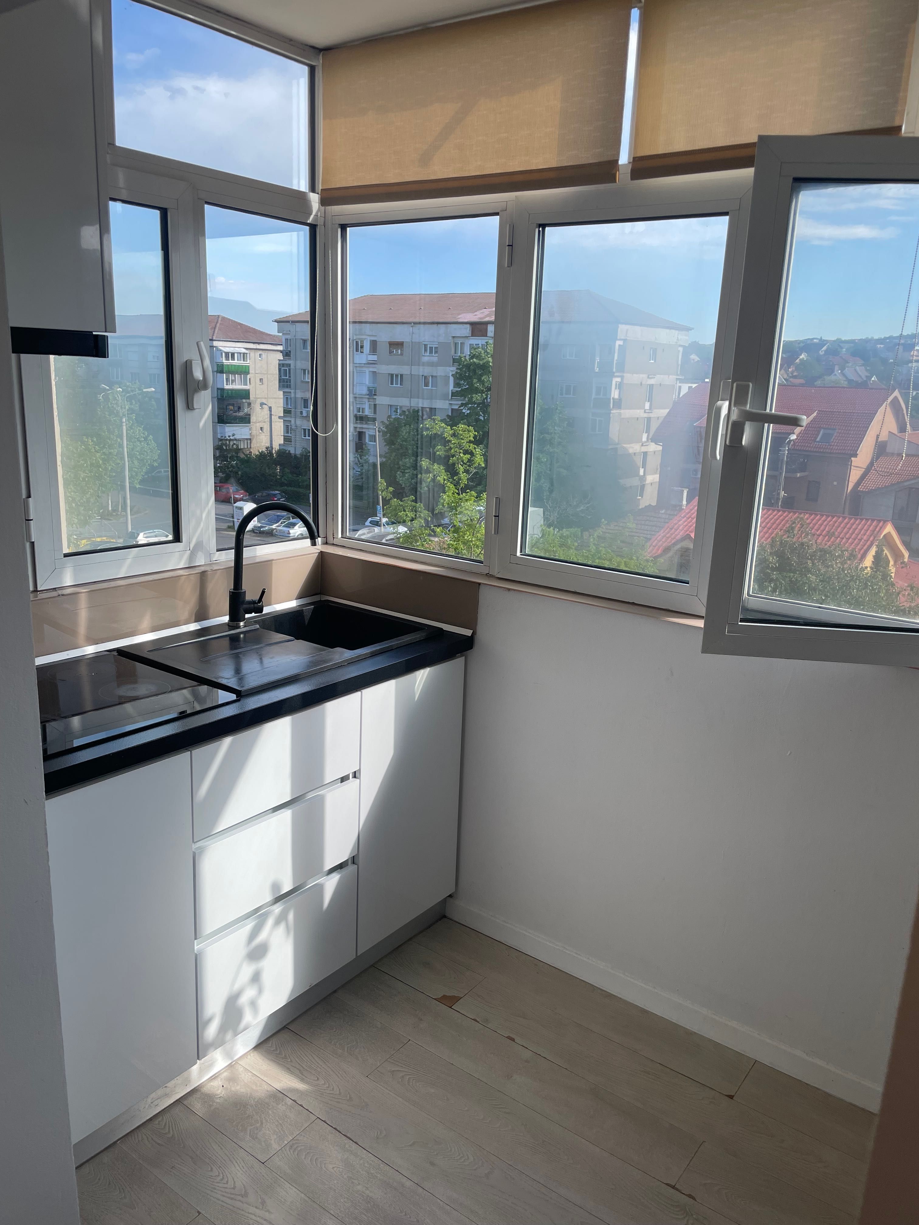 Apartament cu 2 camere de vânzare în Rogerius