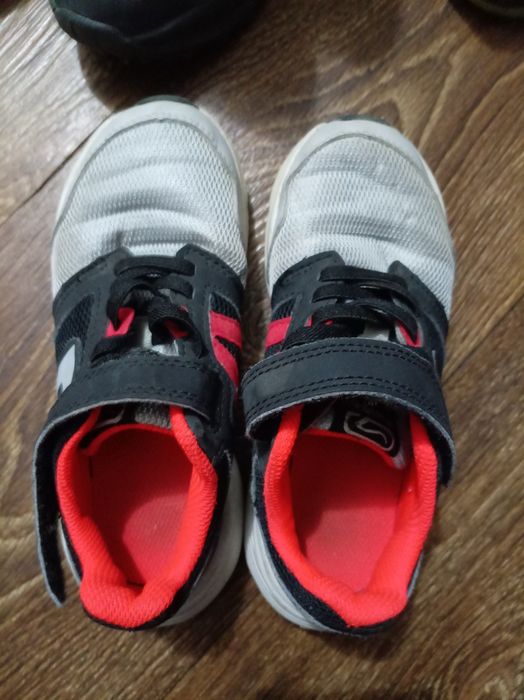 Ботуши, маратонки и сандали за момче