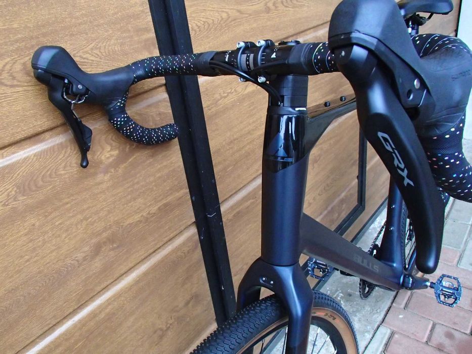 Bicicleta Gravel Full Carbon Full GRX -Model nou-2025