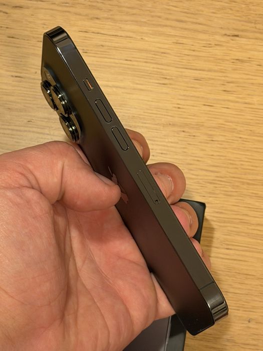 iPhone 13 Pro 256 GB Graphite 77% bat