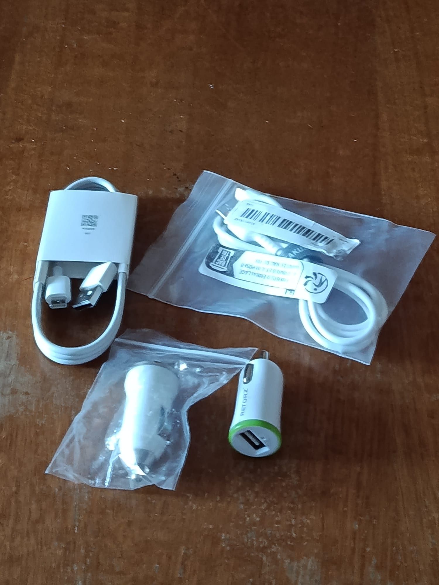 Vand încărcător auto wireless multifuncționale